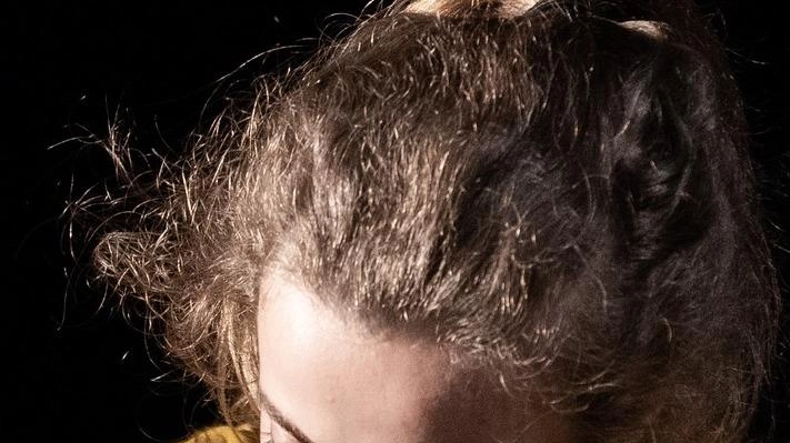 Domani alle 21 a Officina Giova si terrà il secondo appuntamento di Ex-Temporaneo con lo spettacolo "Diario di un dolore" a cura di Scarti Centro di produzione teatrale d’innovazione. Un'opera che affronta il tema del dolore e della perdita ispirandosi al romanzo di C. S. Lewis. Domani alle 21 a Officina Giova si terrà il secondo appuntamento di Ex-Temporaneo con lo spettacolo "Diario di un dolore" a cura di Scarti Centro di produzione teatrale d’innovazione. Un'opera che affronta il tema del dolore e della perdita ispirandosi al romanzo di C. S. Lewis.