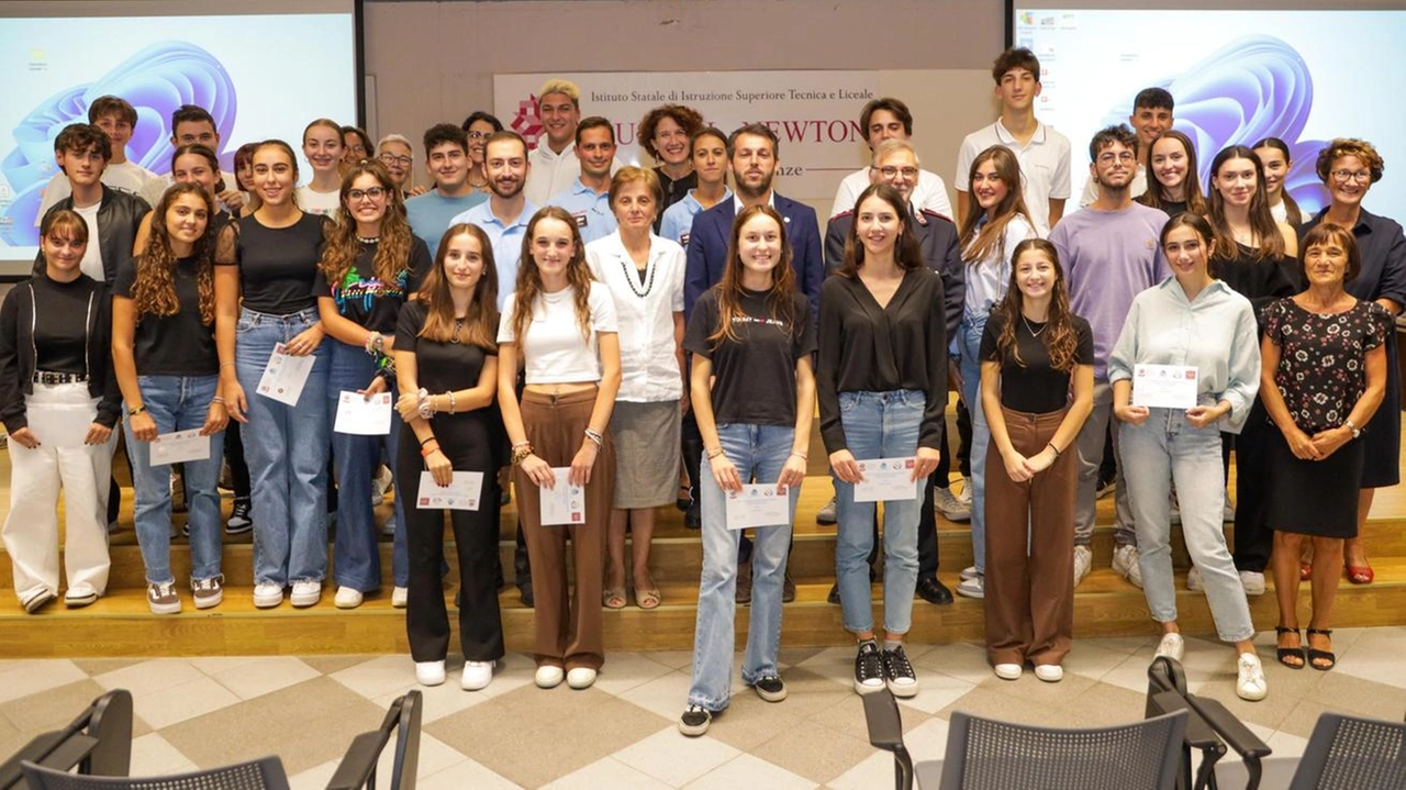 Un’iniziativa sulla legalità alla scuola Russell-Newton (FotocronacheGermogli) Un’iniziativa sulla legalità alla scuola Russell-Newton (FotocronacheGermogli)