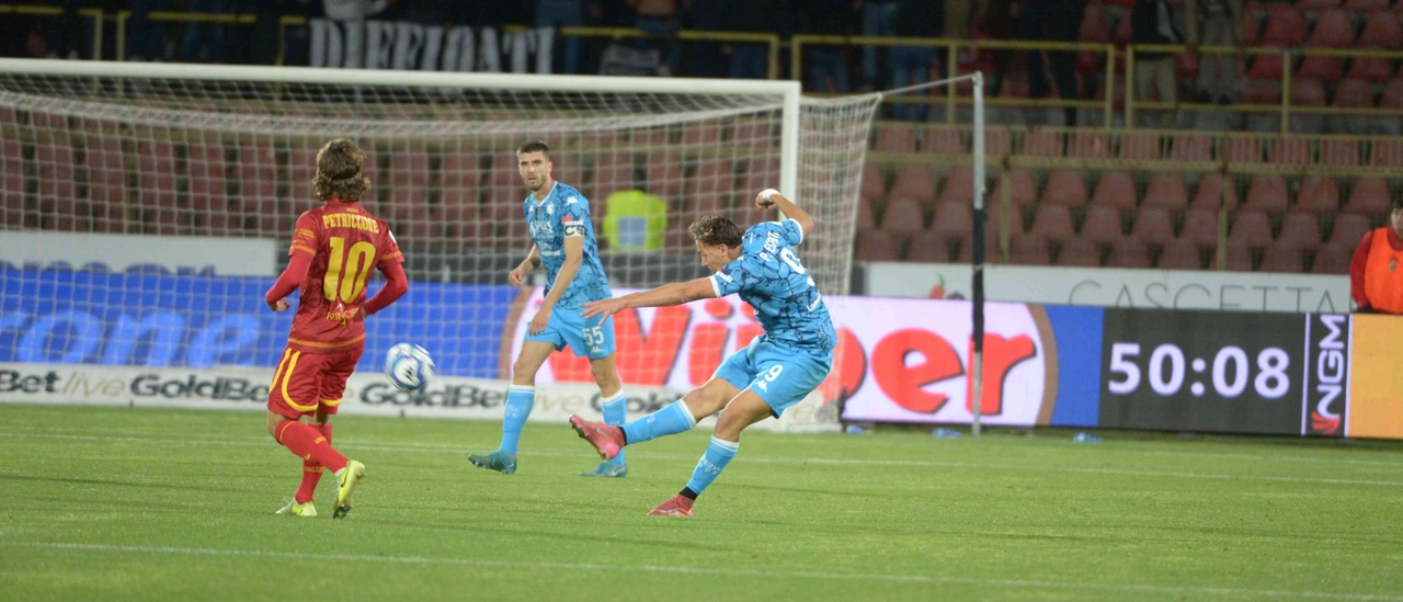 Catanzaro-Spezia 0-2: il primo atto nel segno di Di Serio e Pio Esposito