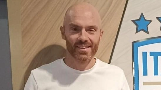 Firenze Ovest si rinnova con l'arrivo di Sacconi come allenatore e nuovi giocatori per rafforzare la squadra. Firenze Ovest si rinnova con l'arrivo di Sacconi come allenatore e nuovi giocatori per rafforzare la squadra.