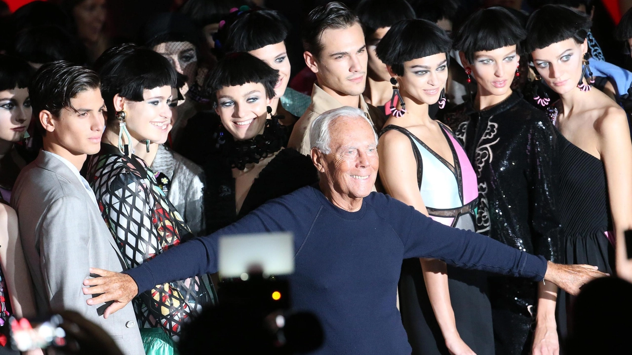 Addio al grande stilista Giorgio Armani, aveva 91 anni (Foto Ansa) Addio al grande stilista Giorgio Armani, aveva 91 anni (Foto Ansa)