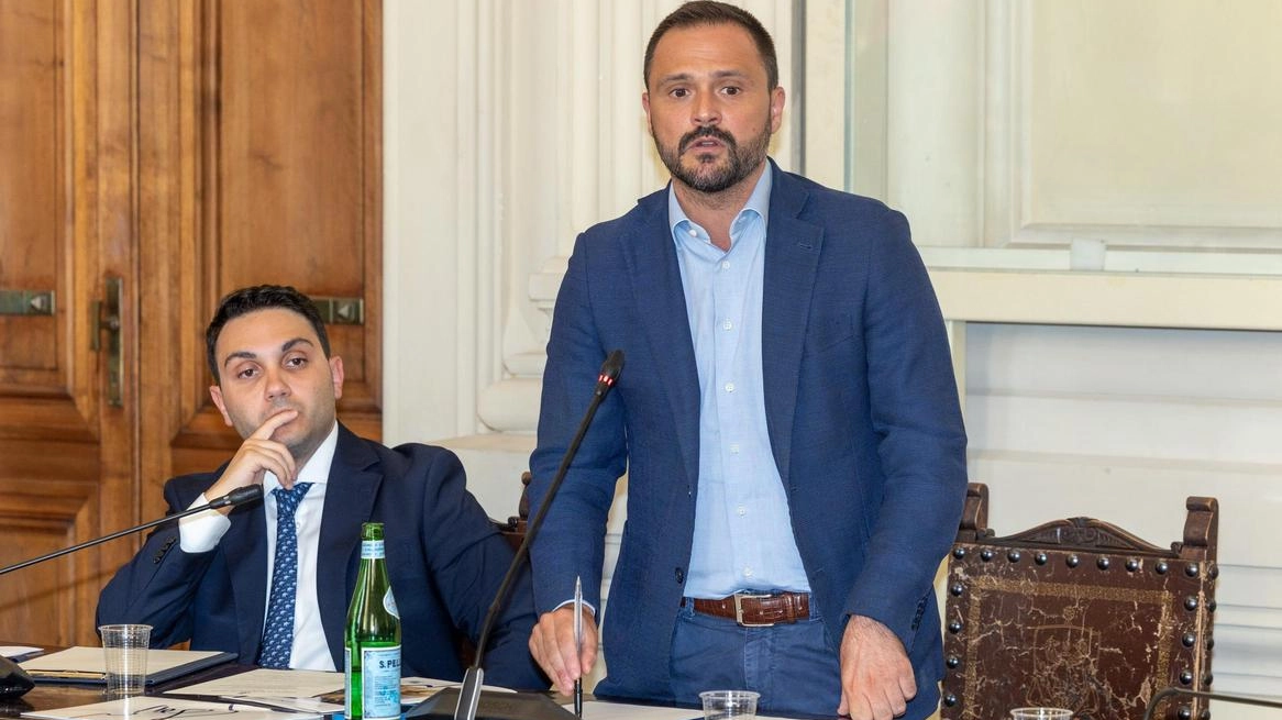 L’ex sindaco Luca Baroncini insieme a Karim Toncelli (Goiorani) L’ex sindaco Luca Baroncini insieme a Karim Toncelli (Goiorani)