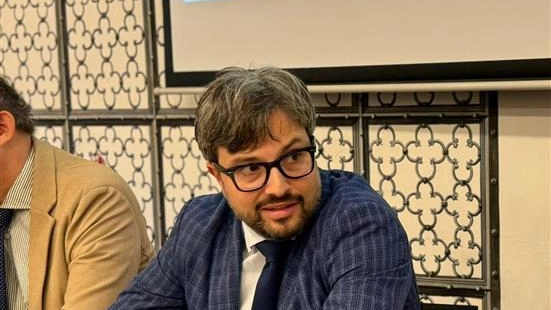 Un incontro pubblico di avvicinamento al nuovo Piano strutturale, con la presentazione delle varianti urbanistiche di interesse pubblico e privato... Un incontro pubblico di avvicinamento al nuovo Piano strutturale, con la presentazione delle varianti urbanistiche di interesse pubblico e privato...
