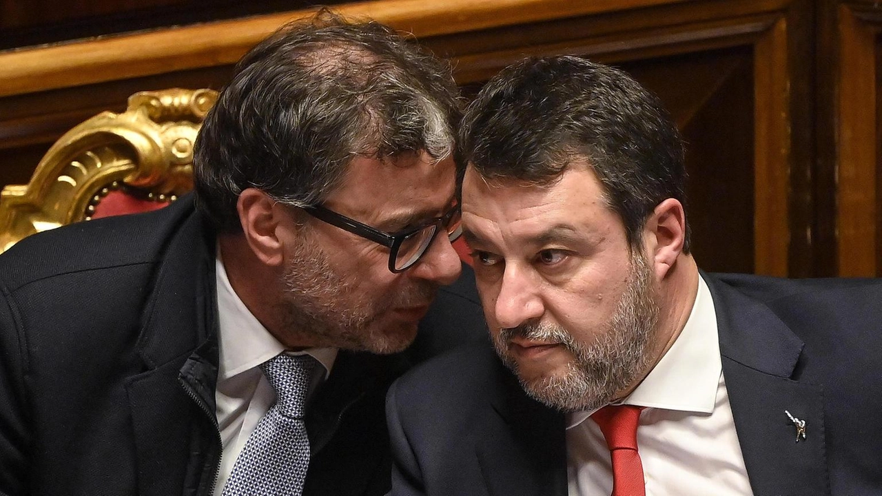 Riunione con Salvini e Giorgetti, pace fiscale fra le priorità Riunione con Salvini e Giorgetti, pace fiscale fra le priorità