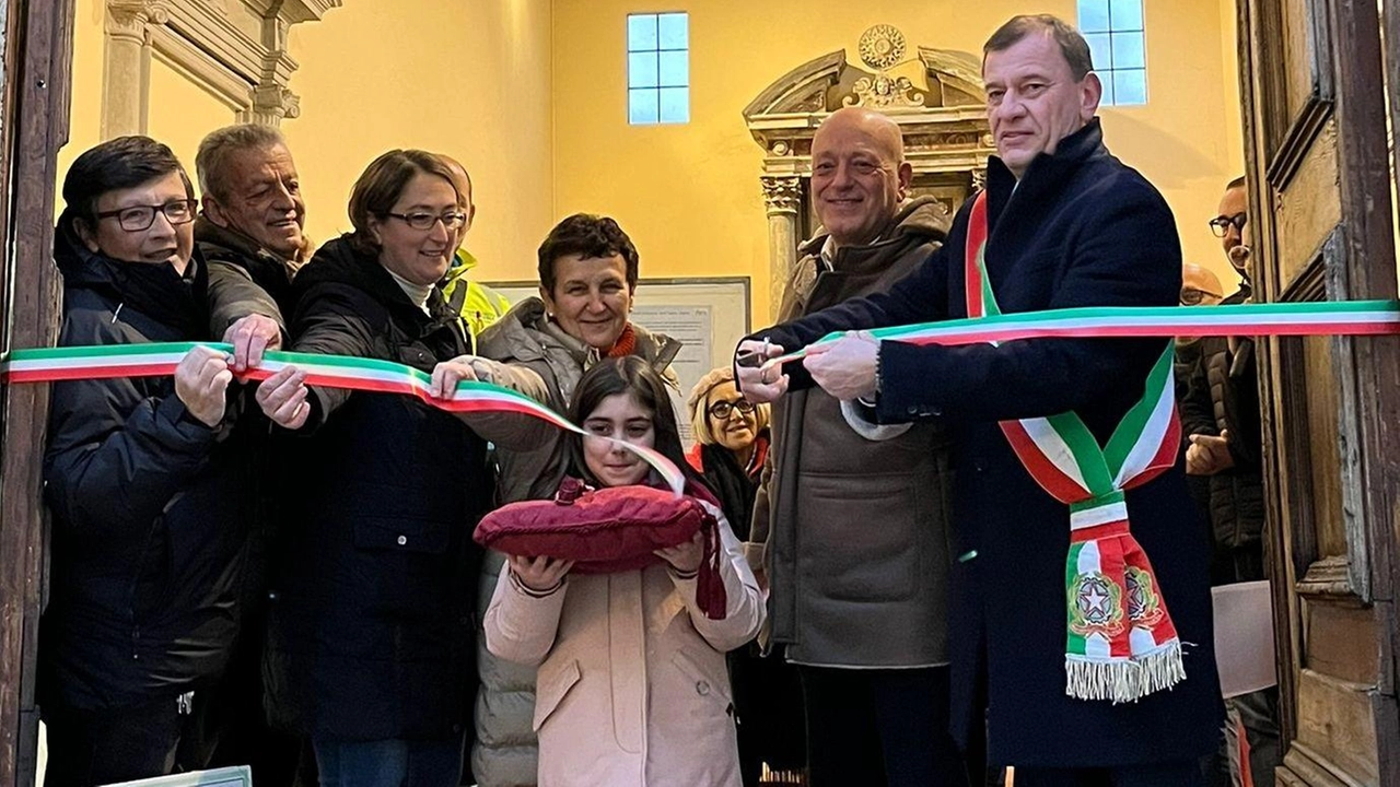 C’erano tante persone, all’inaugurazione della mostra ’La memoria è il nostro futuro’, allestita nel centro di Scarperia, nella vecchia propositura.... C’erano tante persone, all’inaugurazione della mostra ’La memoria è il nostro futuro’, allestita nel centro di Scarperia, nella vecchia propositura....