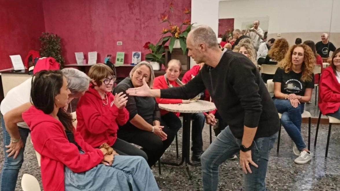 Il regista Massimo Bonechi durante la preparazione dello spettacolo