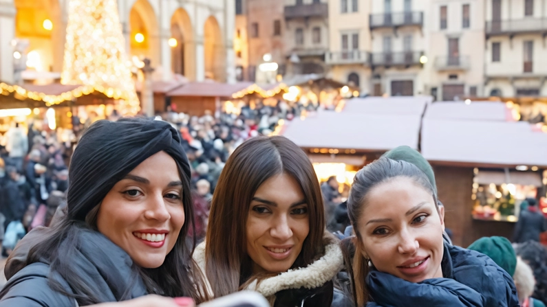 La notte della fede e la mappa degli eventi: una guida alle Natività, i mercatini, i concerti. No stop fino a S.Stefano La notte della fede e la mappa degli eventi: una guida alle Natività, i mercatini, i concerti. No stop fino a S.Stefano