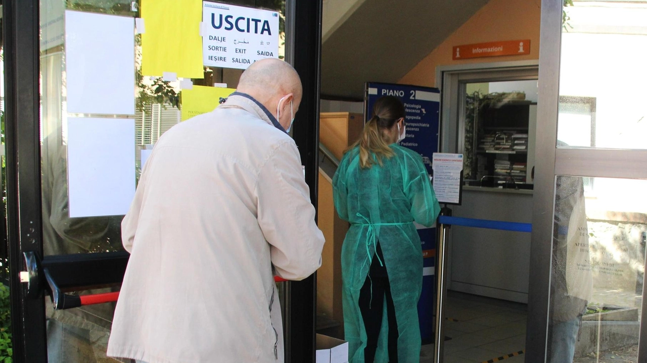 Chi era abituato ad andare a ritirare esami o chiedere informazioni alla portineria del distretto dell’Azienda Usl in via del...