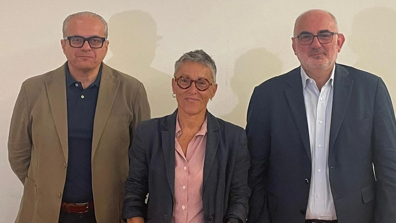 Maria Giovanna Uzzani con il sindaco Palandri e il responsabile dei servizi alla persona del Comune Enrico Desii