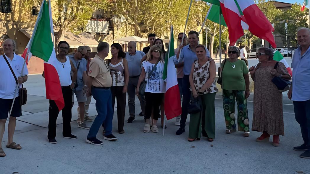 https://www.lanazione.it/image-service/view/acePublic/alias/contentid/NDE5YmE4OTMtMGFkNi00/0/laperitivo-tricolore-ferretti-per-la-legalita-serve-la-sana-politica.jpeg?f=16:9&w=1200&h=630
