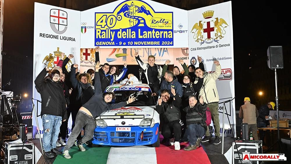 L'equipaggio della squadra corse L'equipaggio della squadra corse