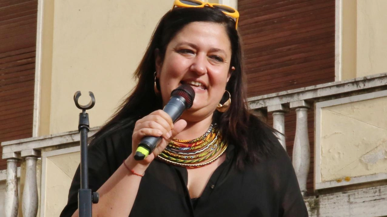 Carla Cocilova da luglio è la nuova vicesindaca del Comune di Pontedera e continua a occuparsi di sociale e delle situazioni più difficili e di marginalità della città Carla Cocilova da luglio è la nuova vicesindaca del Comune di Pontedera e continua a occuparsi di sociale e delle situazioni più difficili e di marginalità della città