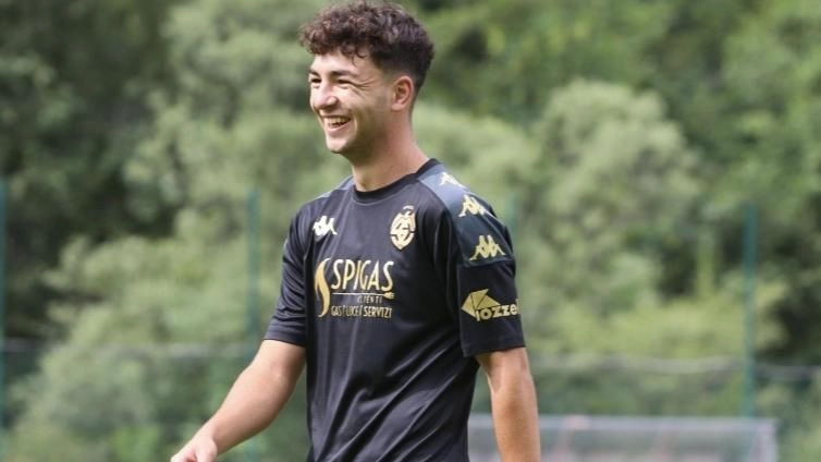 Pietro Candelari, mezzala dello Spezia Calcio, 19 anni Pietro Candelari, mezzala dello Spezia Calcio, 19 anni