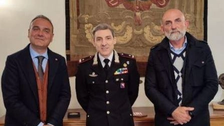 Da sinistra: il segretario generale regionale dell’Unarma. Fiori, il generale Falferi e il consigliere regionale Dies Da sinistra: il segretario generale regionale dell’Unarma. Fiori, il generale Falferi e il consigliere regionale Dies