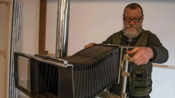 Il fotografo Lucio Ghilardi ha donato all’Archivio Fotografico Lucchese il fondo di sua proprietà, che raccoglie oltre 500mila documenti fotografici,...