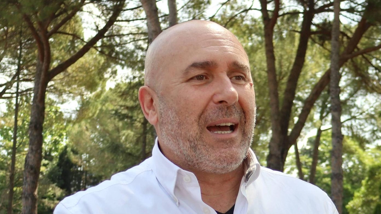 Il sindaco di Terni Stefano Bandecchi e la presidente della Regione, Donatella Tesei Il sindaco di Terni Stefano Bandecchi e la presidente della Regione, Donatella Tesei