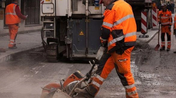 Lavori del Comune e cantieri in partenza. Mercoledì 29 gennaio dalle 9 alle 11 lavori per valutare la stabilità di... Lavori del Comune e cantieri in partenza. Mercoledì 29 gennaio dalle 9 alle 11 lavori per valutare la stabilità di...
