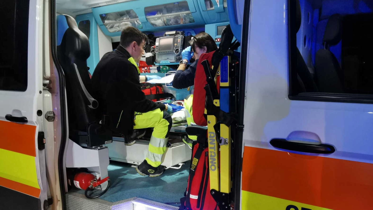 Sono quattro i ragazzini tra i 15 e i 17 anni che sono arrivati al San Donato dopo aver bevuto troppo alcol (foto di repertorio) Sono quattro i ragazzini tra i 15 e i 17 anni che sono arrivati al San Donato dopo aver bevuto troppo alcol (foto di repertorio)