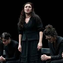 Il Teatro della Toscana presenta la nuova stagione tra novità e grandi classici
