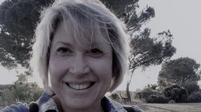 Prato, in memoria della professoressa scomparsa scatta una raccolta libri. Il ricordo è solidarietà Prato, in memoria della professoressa scomparsa scatta una raccolta libri. Il ricordo è solidarietà