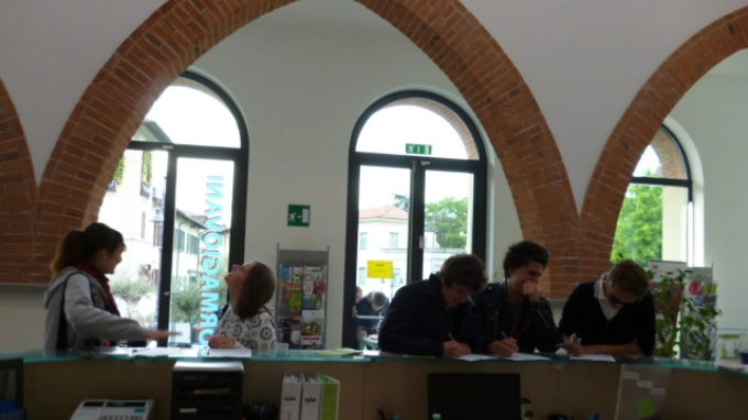 informagiovani informagiovani