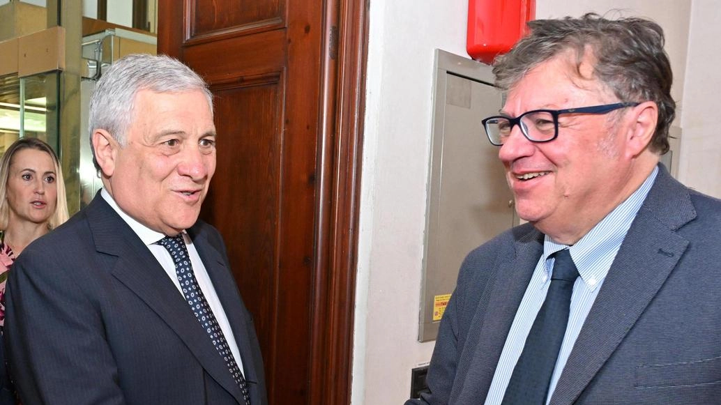 Marcello Gozzi, direttore di Confindustria Toscana Nord,. con il ministro degli Esteri Antonio Tajani durante un incontro a Lucca Marcello Gozzi, direttore di Confindustria Toscana Nord,. con il ministro degli Esteri Antonio Tajani durante un incontro a Lucca