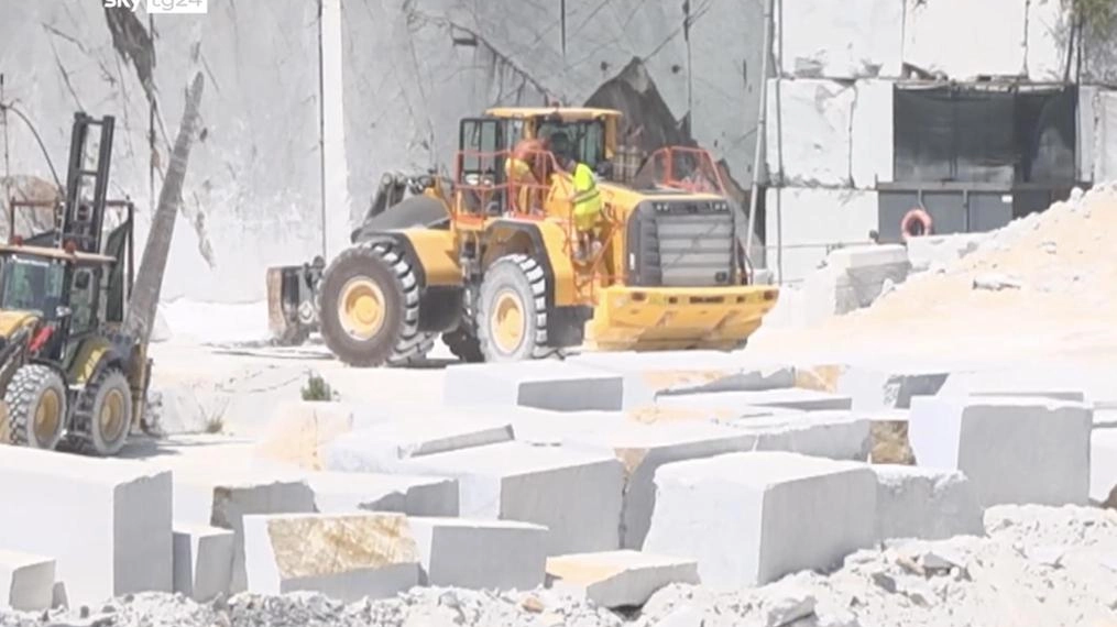 Le cave ancora al centro di vertenze e battaglie legali. sulle normative dll’escavazione Le cave ancora al centro di vertenze e battaglie legali. sulle normative dll’escavazione