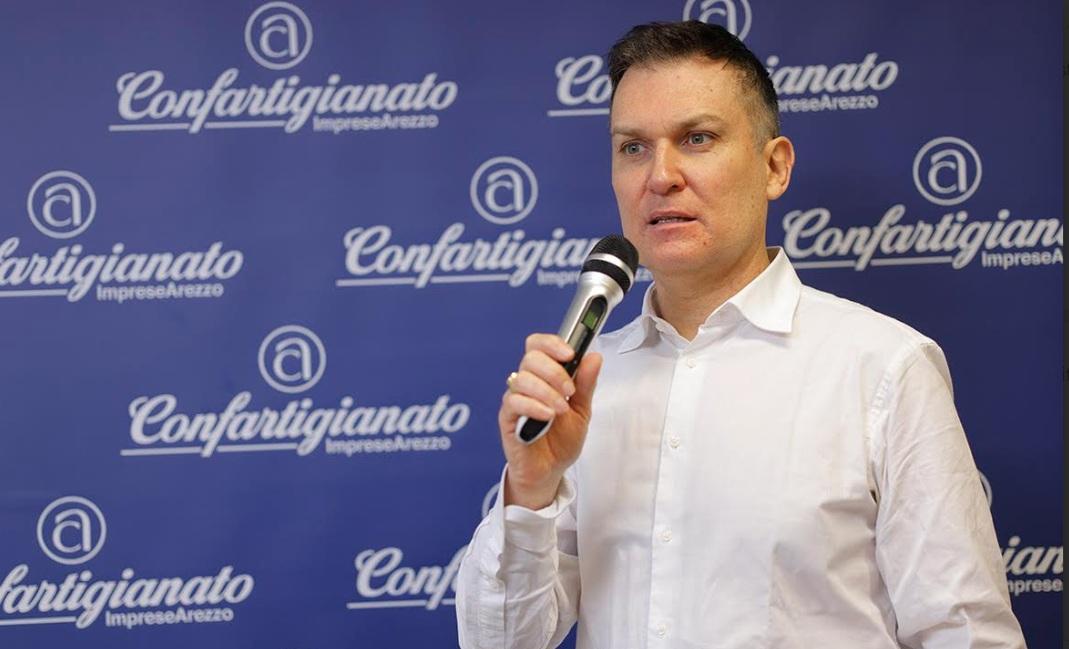 https://www.lanazione.it/image-service/view/acePublic/alias/contentid/NDI5ODYzNzctZGJmOC00/0/patrizio-ceccherini.jpeg