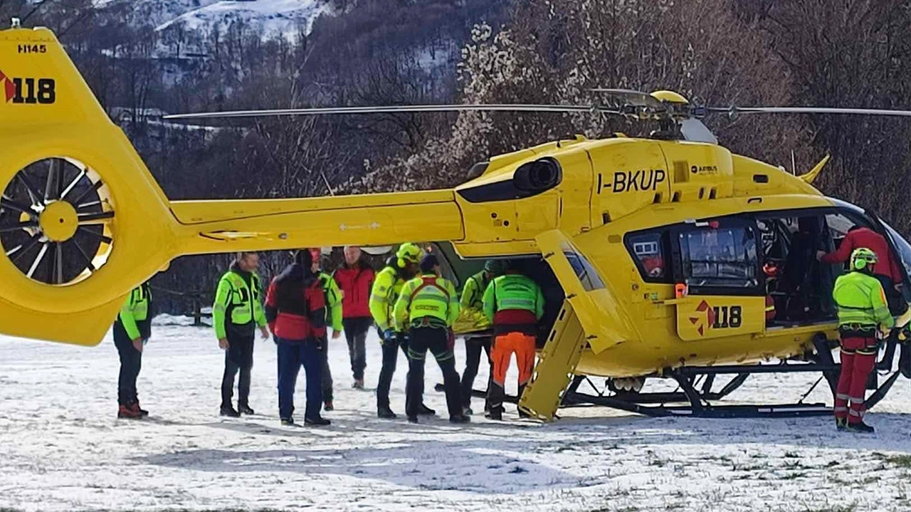 E’ intervenuto l’elisoccorso per trasportare la giovane sciatrice spezzina all’ospedale Maggiore di Parma (foto di archivio)