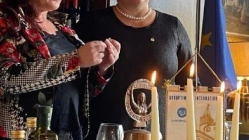 Michela Del Bene torna alla presidenza del Soroptimist Club di Sansepolcro. Aveva svolto un primo mandato e ora inizia il... Michela Del Bene torna alla presidenza del Soroptimist Club di Sansepolcro. Aveva svolto un primo mandato e ora inizia il...