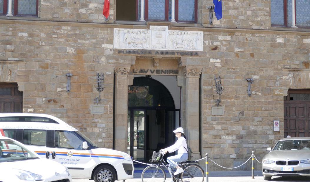https://www.lanazione.it/image-service/view/acePublic/alias/contentid/NDJmNWYwYWUtMjU5Ni00/0/elezioni-alla-pubblica-assistenza-nessun-sospetto-o-stranezza-i-risultati-non-sono-stati-impugnati.jpeg?f=1.90:1&w=1200