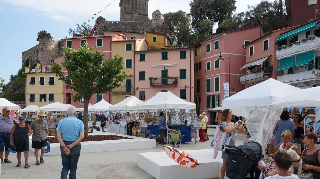 Con l’arrivo dell’estate a Lerici e San Terenzo entra in vigore la zone a traffico limitato (foto d’archivio) Con l’arrivo dell’estate a Lerici e San Terenzo entra in vigore la zone a traffico limitato (foto d’archivio)