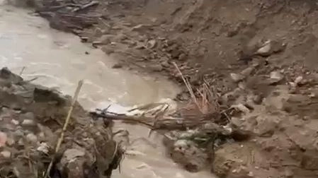MONTE ARGENTARIO Un’ordinanza urgente per la messa in sicurezza della discesa a mare della spiaggia Le Cannelle. La bomba d’acqua caduta... MONTE ARGENTARIO Un’ordinanza urgente per la messa in sicurezza della discesa a mare della spiaggia Le Cannelle. La bomba d’acqua caduta...