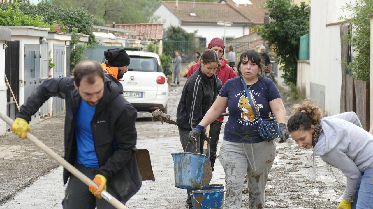 Il presidente dell’organismo parlamentare d’inchiesta Pino Bicchielli presenta la missione sul territorio colpito dall’alluvione del novembre ’23 "Bisogna intervenire e accorciare i tempi per i cantieri finanziati" . Il presidente dell’organismo parlamentare d’inchiesta Pino Bicchielli presenta la missione sul territorio colpito dall’alluvione del novembre ’23 "Bisogna intervenire e accorciare i tempi per i cantieri finanziati" .