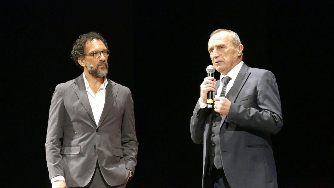 Il presidente di Confartigianato imprese Prato con il giornalista Rai Federico Quaranta al Politeama