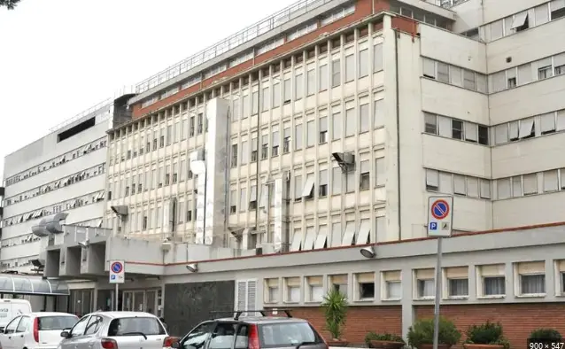 Scontro auto-moto sulla strada della Giannella, 39enne in codice rosso
