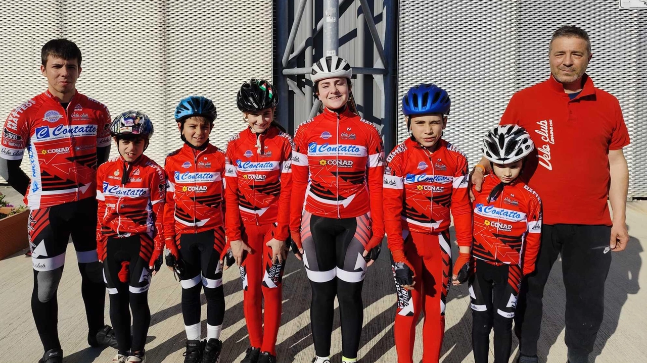 I giovani atleti del Velo club costretti a migrare a Massa per allenarsi