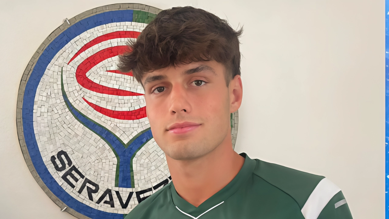 Il forte difensore mancino Matteo Mannelli, classe 2005 che arriva al Seravezza in Serie D dopo tutta la trafila all’Empoli fino in Primavera 1