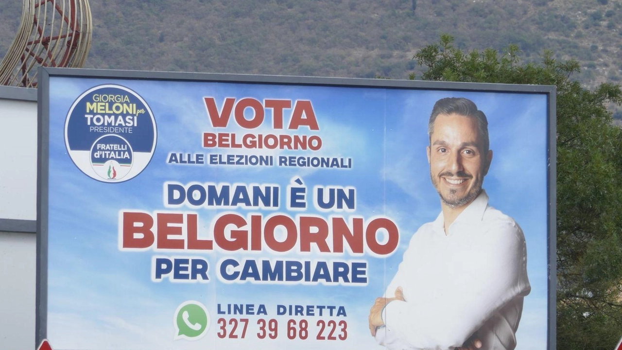 Il candidato recordman delle preferenze potrebbe subire l’azzeramento della lista dopo l’esplosione del caso Cocci. Mazzanti pronto a correre . Il candidato recordman delle preferenze potrebbe subire l’azzeramento della lista dopo l’esplosione del caso Cocci. Mazzanti pronto a correre .