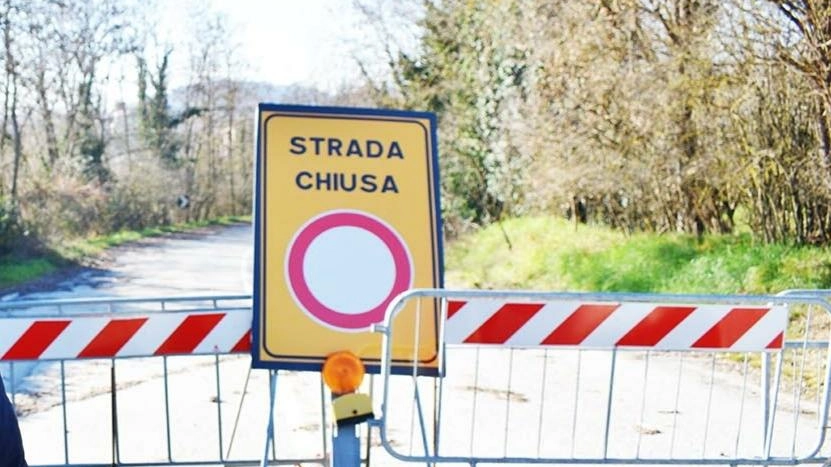 Non c’è pace per il ponte di Bellavista chiuso da tre anni per motivi di sicurezza Non c’è pace per il ponte di Bellavista chiuso da tre anni per motivi di sicurezza