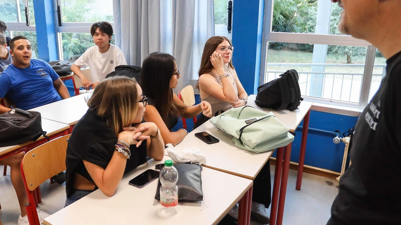 Oggi saranno pubblicate le graduatorie provinciali per le supplenze. I posti di ruolo assegnati dal ministero alla provincia sono 250 su oltre duemila in Toscana Oggi saranno pubblicate le graduatorie provinciali per le supplenze. I posti di ruolo assegnati dal ministero alla provincia sono 250 su oltre duemila in Toscana