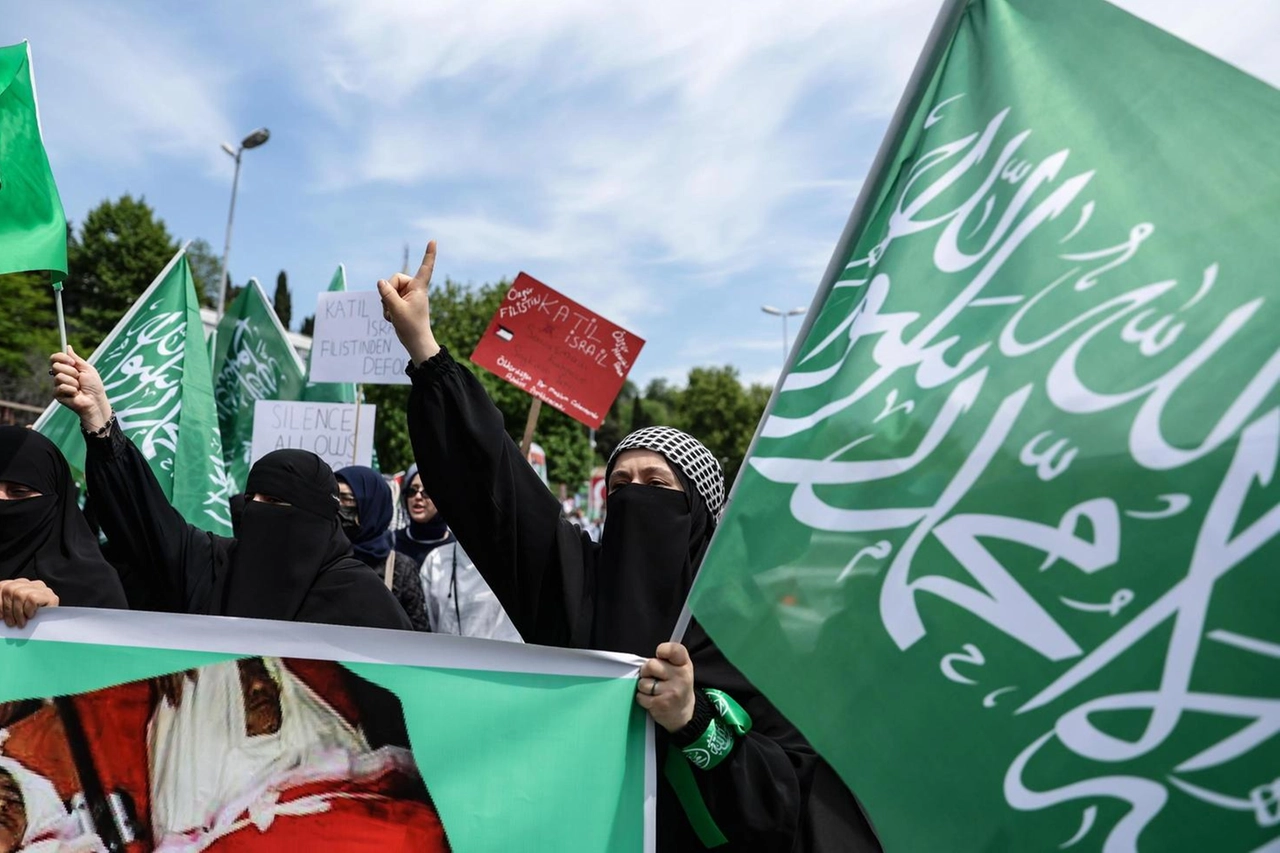 Il gruppo di minorenni inneggiava alla jihad, la guerra santa dell'Islam finalizzata a convertire gli "infedeli"