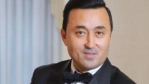 Il tenore Ramiz Uzmanov Il tenore Ramiz Uzmanov