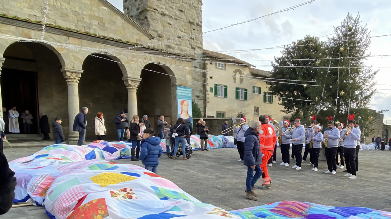 Reggello ha festeggiato l’Epifania con una calza da record: ha raggiunto i 100 metri di lunghezza. Ed è, secondo il... Reggello ha festeggiato l’Epifania con una calza da record: ha raggiunto i 100 metri di lunghezza. Ed è, secondo il...