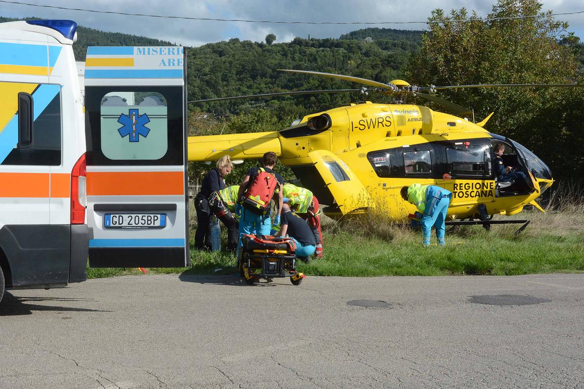 Malore mentre va a funghi, muore a 85 anni. Aveva con sè la bombola dell’ossigenoterapia
