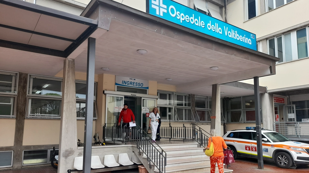 L'ingresso dell'ospedale di Sansepolcro L'ingresso dell'ospedale di Sansepolcro