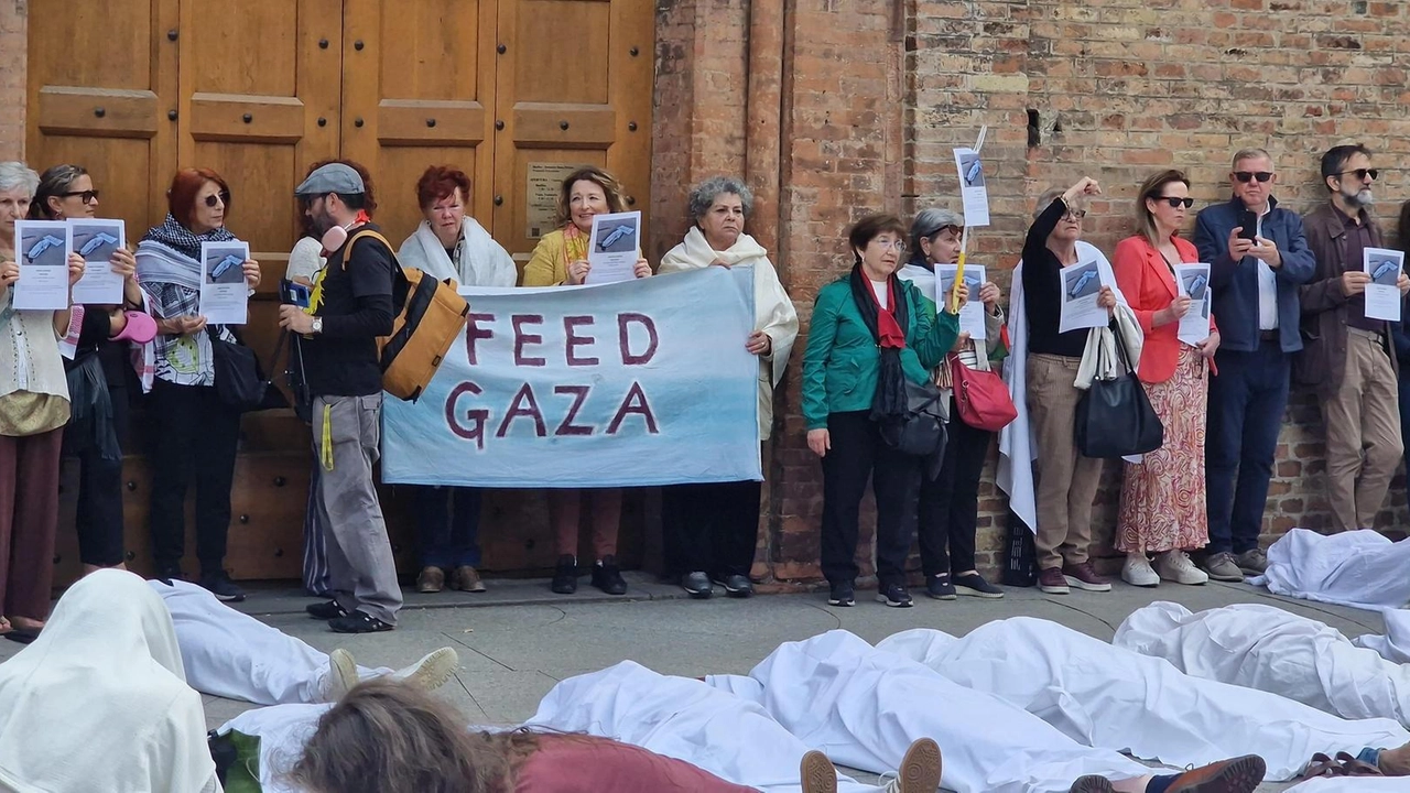 Una manifestazione per chiedere la pace nella Striscia di Gaza