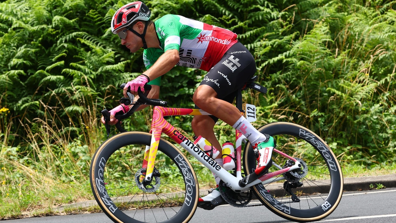 Il corridore Alberto Bettiol, campione italiano in carica e capitano degli Azzurri Il corridore Alberto Bettiol, campione italiano in carica e capitano degli Azzurri