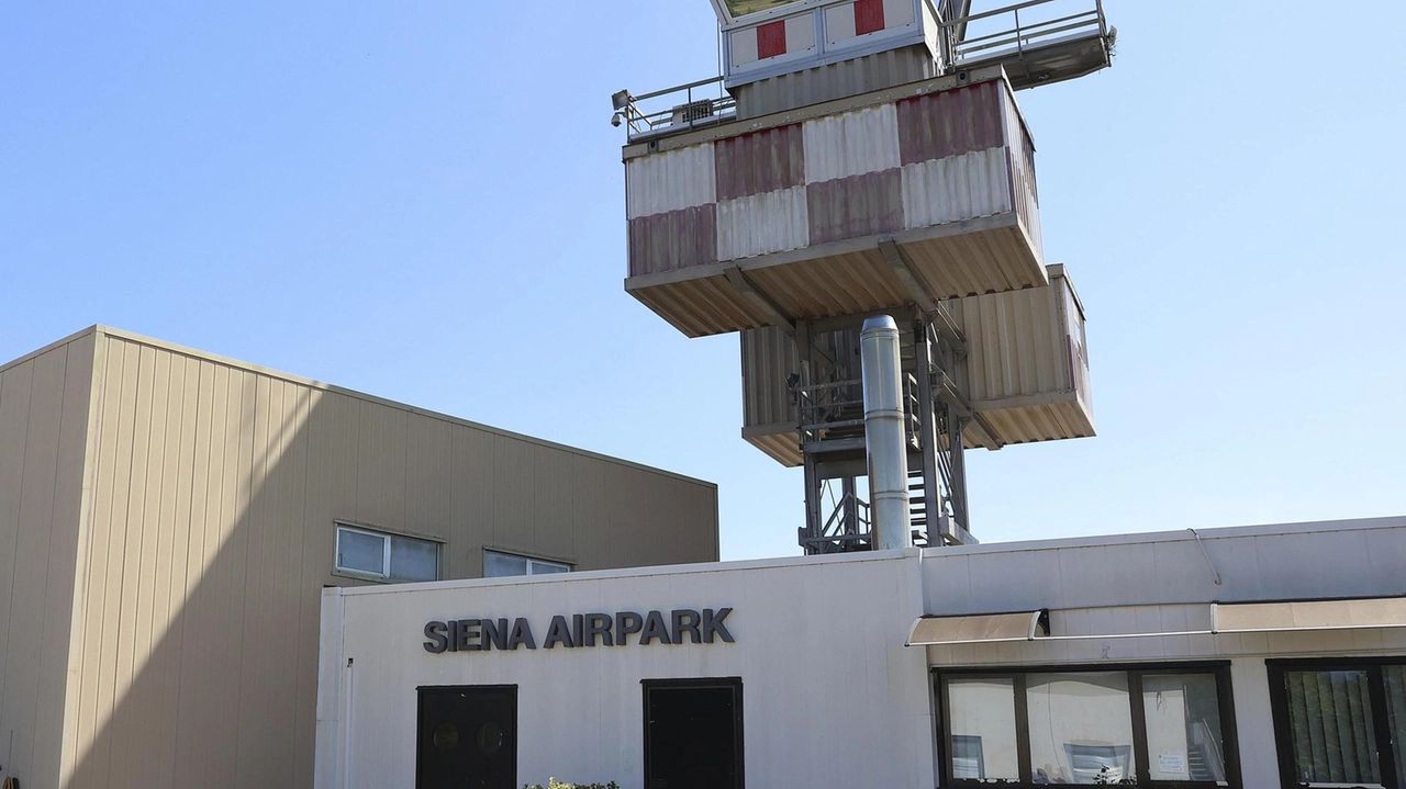 "Negli ultimi giorni si torna a parlare di sviluppo per la provincia: la riapertura dell’aeroporto di Ampugnano, un possibile rilancio... "Negli ultimi giorni si torna a parlare di sviluppo per la provincia: la riapertura dell’aeroporto di Ampugnano, un possibile rilancio...