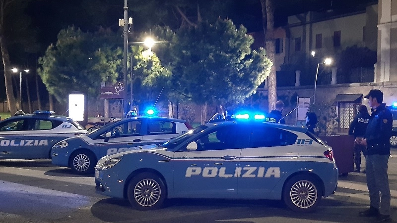 La donna è stata arrestata dagli agenti di polizia